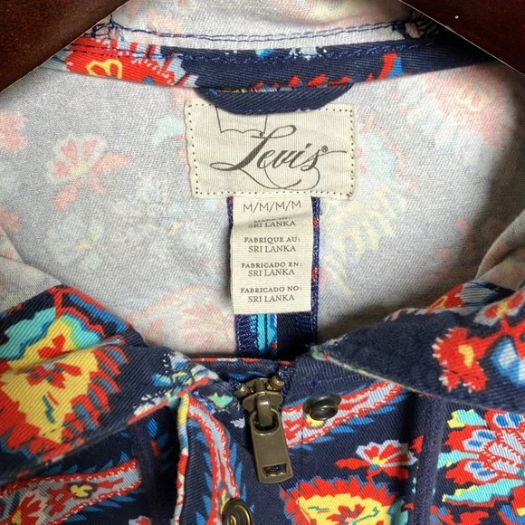 Levi’s - Picture 2 of 15